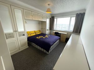 Photo 18- click for photo gallery